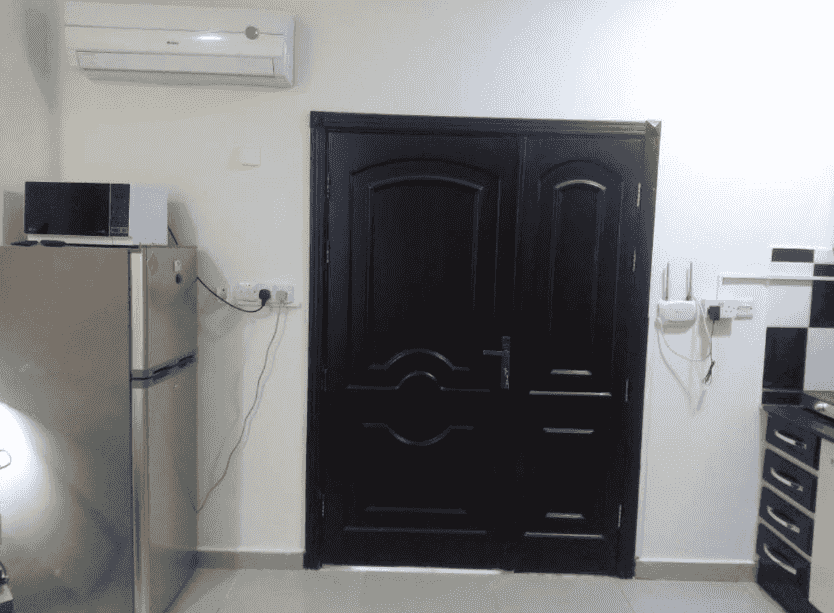 استوديو مفروش بالكامل للإيجار