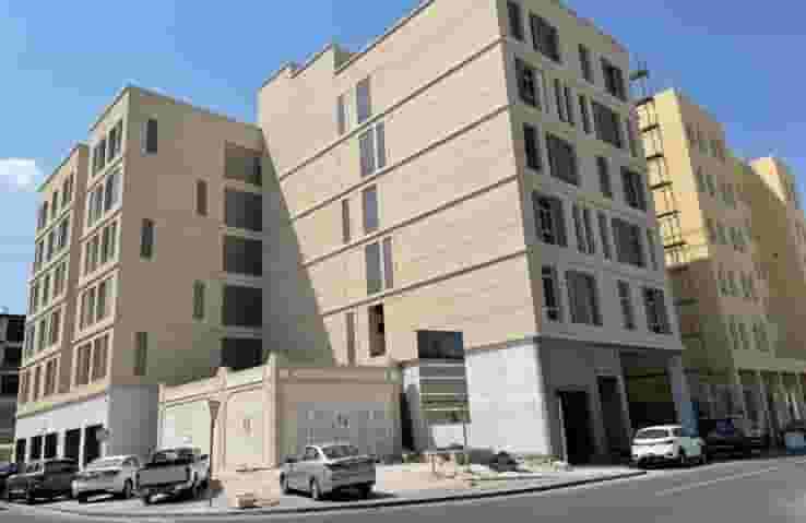 Building for sale with special finishing