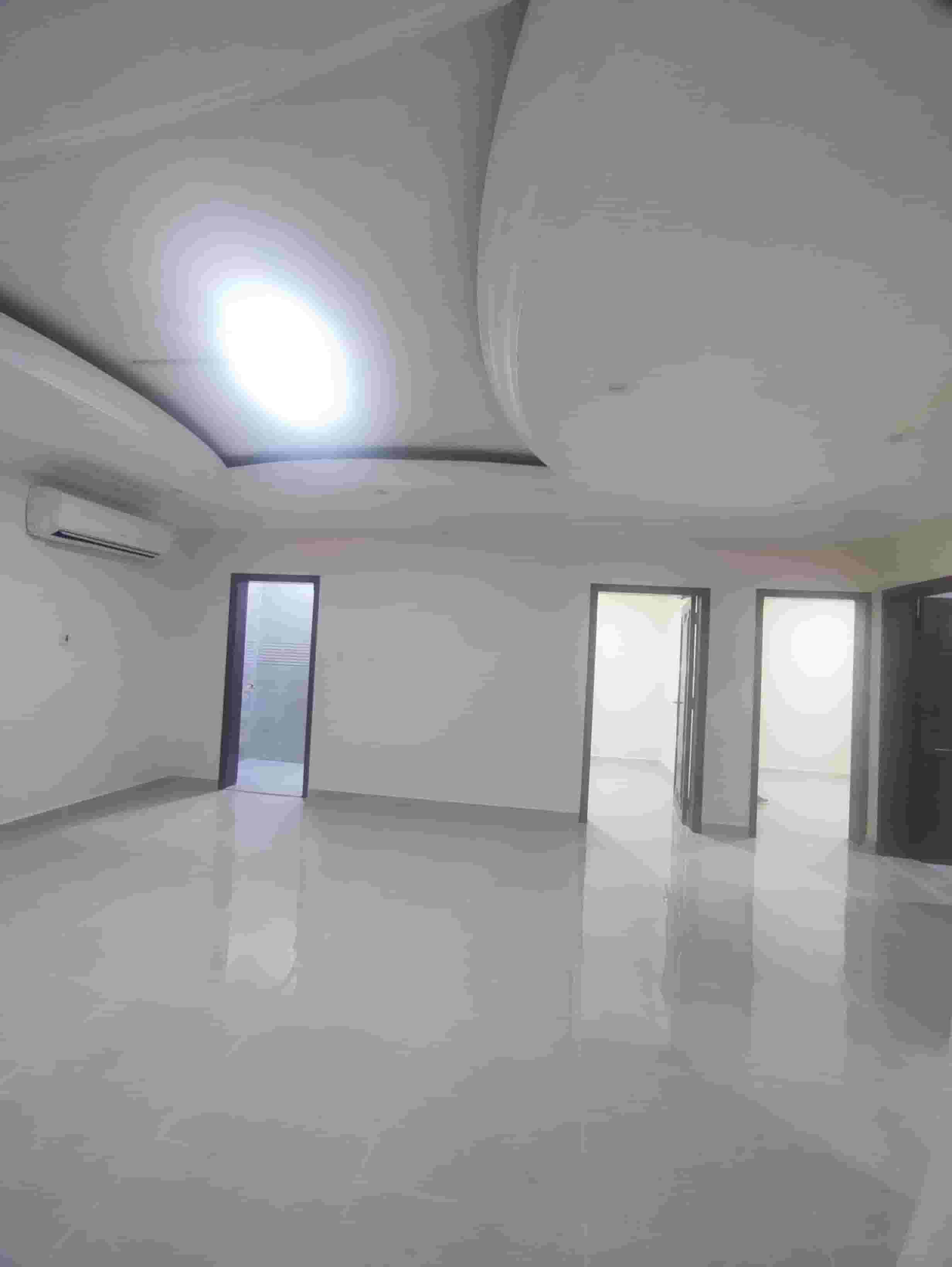 شقة للإيجار خلف وذنان  في معيذر الشمالي