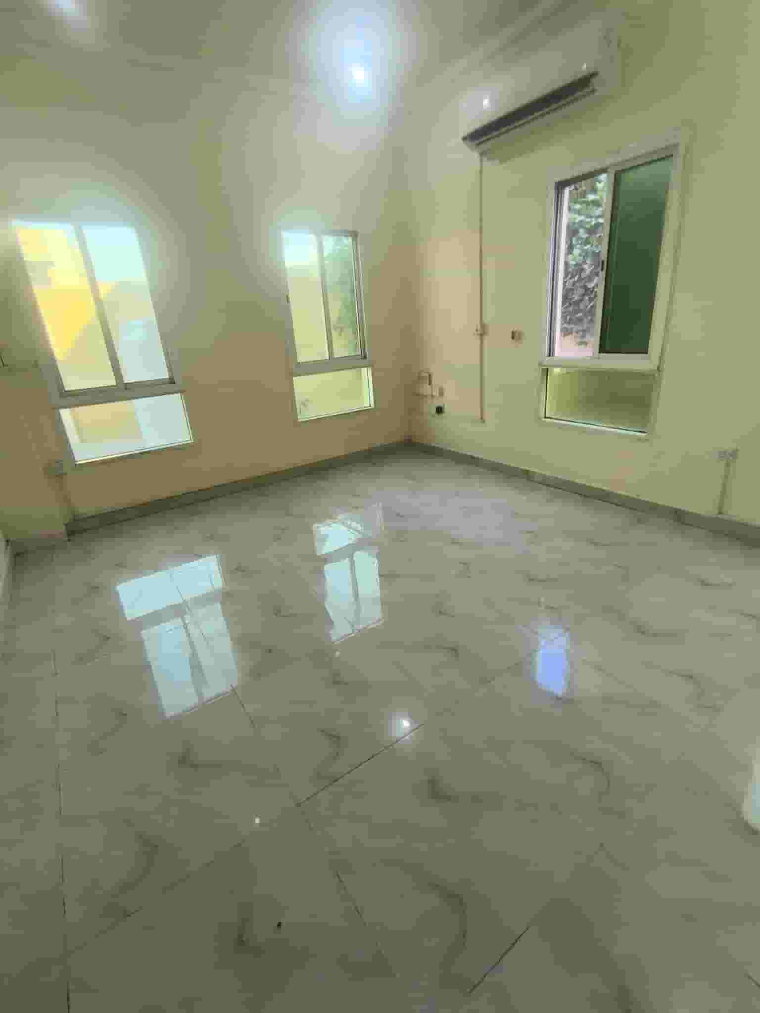 شقة للإيجار في معيذر