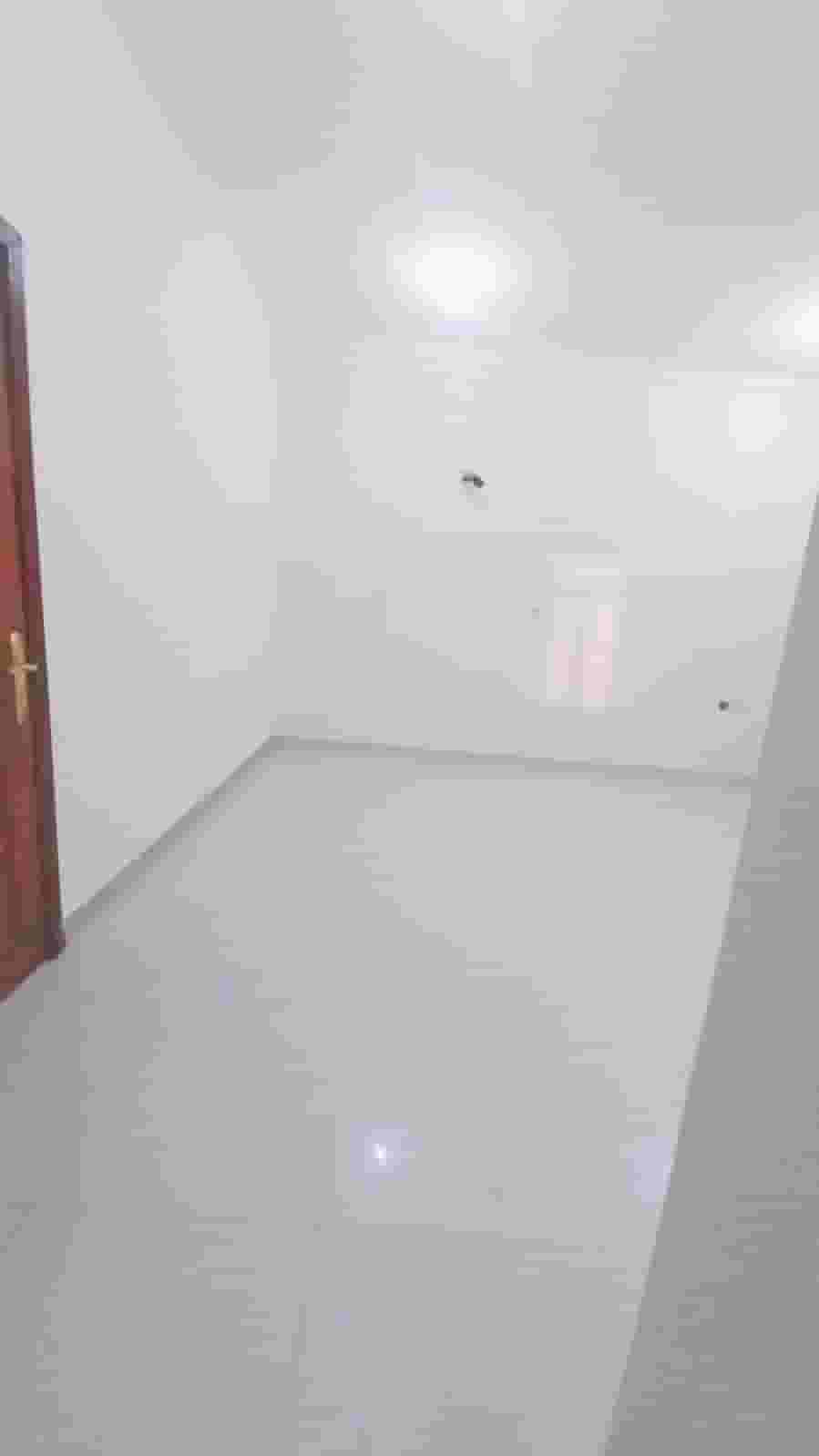 A spacious apartment for rent in Umm Ebairiya, including no commission