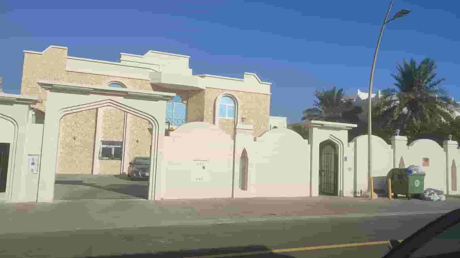 شقة للإيجار في العزيزية