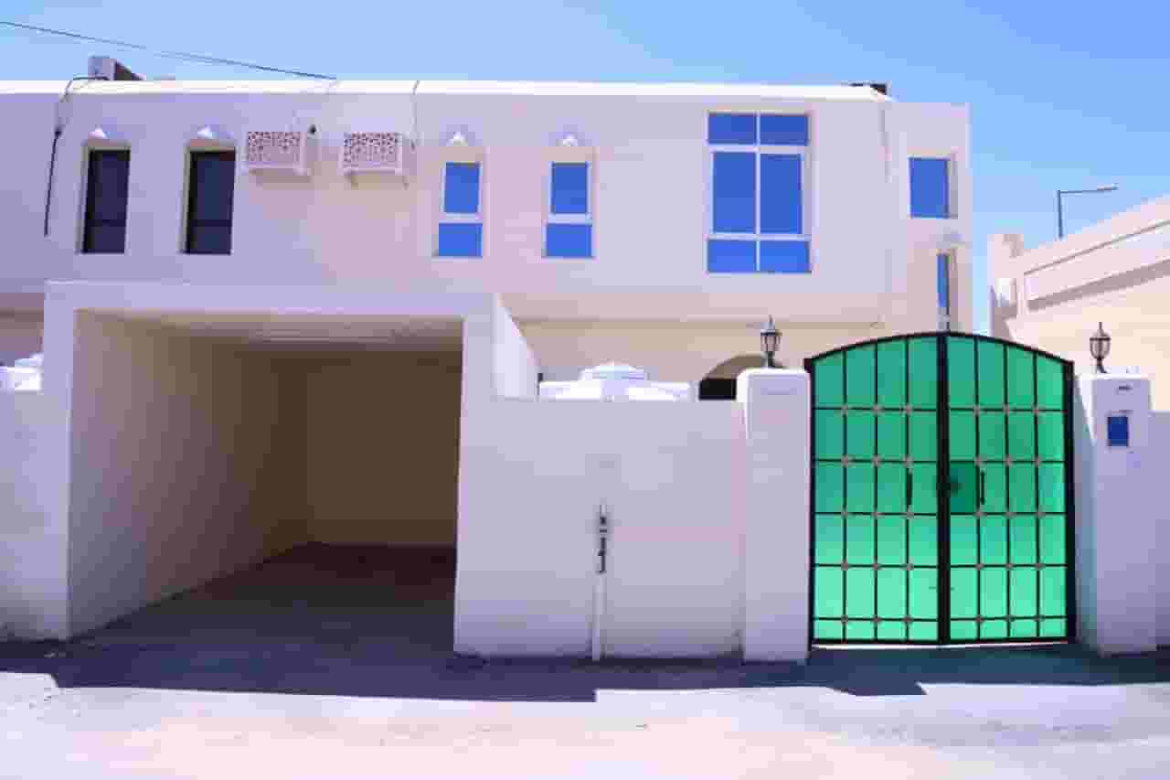 Villa for rent in Al Mamoura