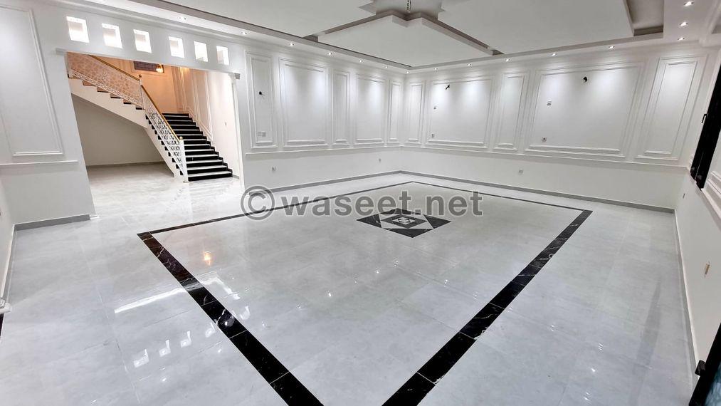 For sale, an old 912 meter villa in Al Rawdha  2