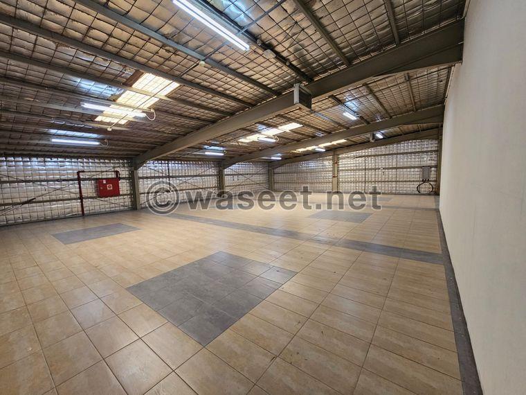 For rent a 900 m m warehouse in Sanaiya  1