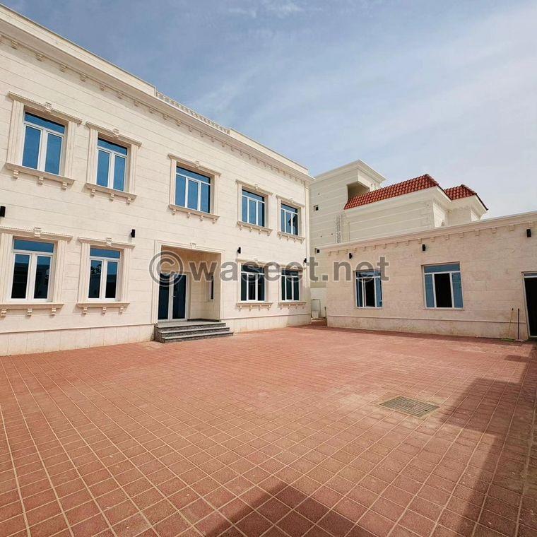 For sale villa 630 m in the main street 2
