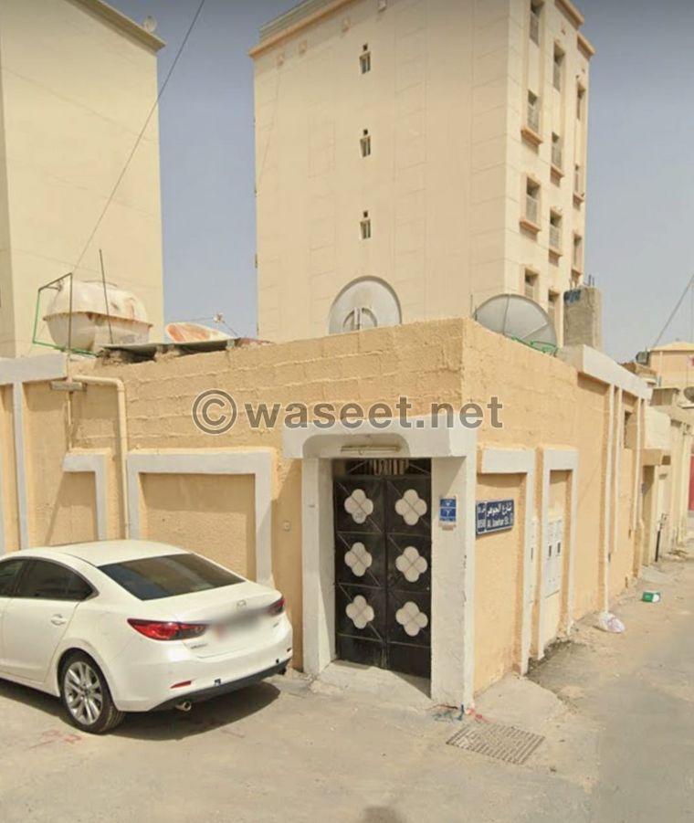 For sale, land, 404 square meters, buildings 1