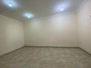 A large regular studio for rent in Al Wukair