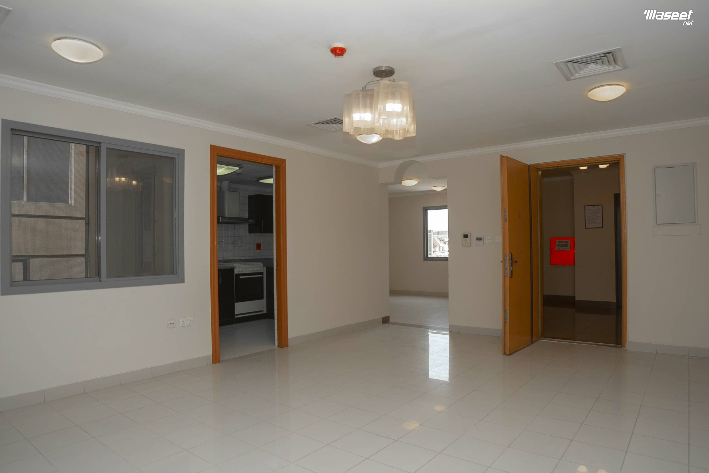 Apartment for rent in Umm Ghuwailina 0