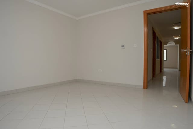 Apartment for rent in Umm Ghuwailina