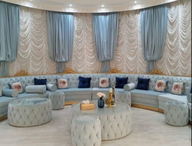 We do all kinds of sofa curtains and carpets