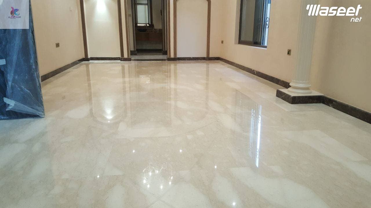 Polishing and grinding tiles and marble 1