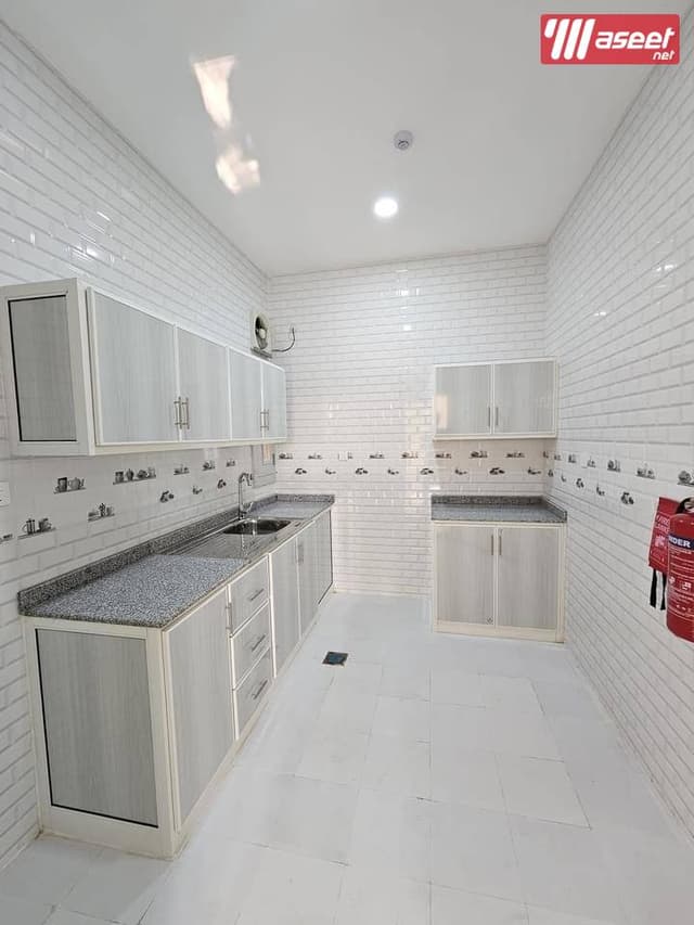 Deep cleaning of houses
