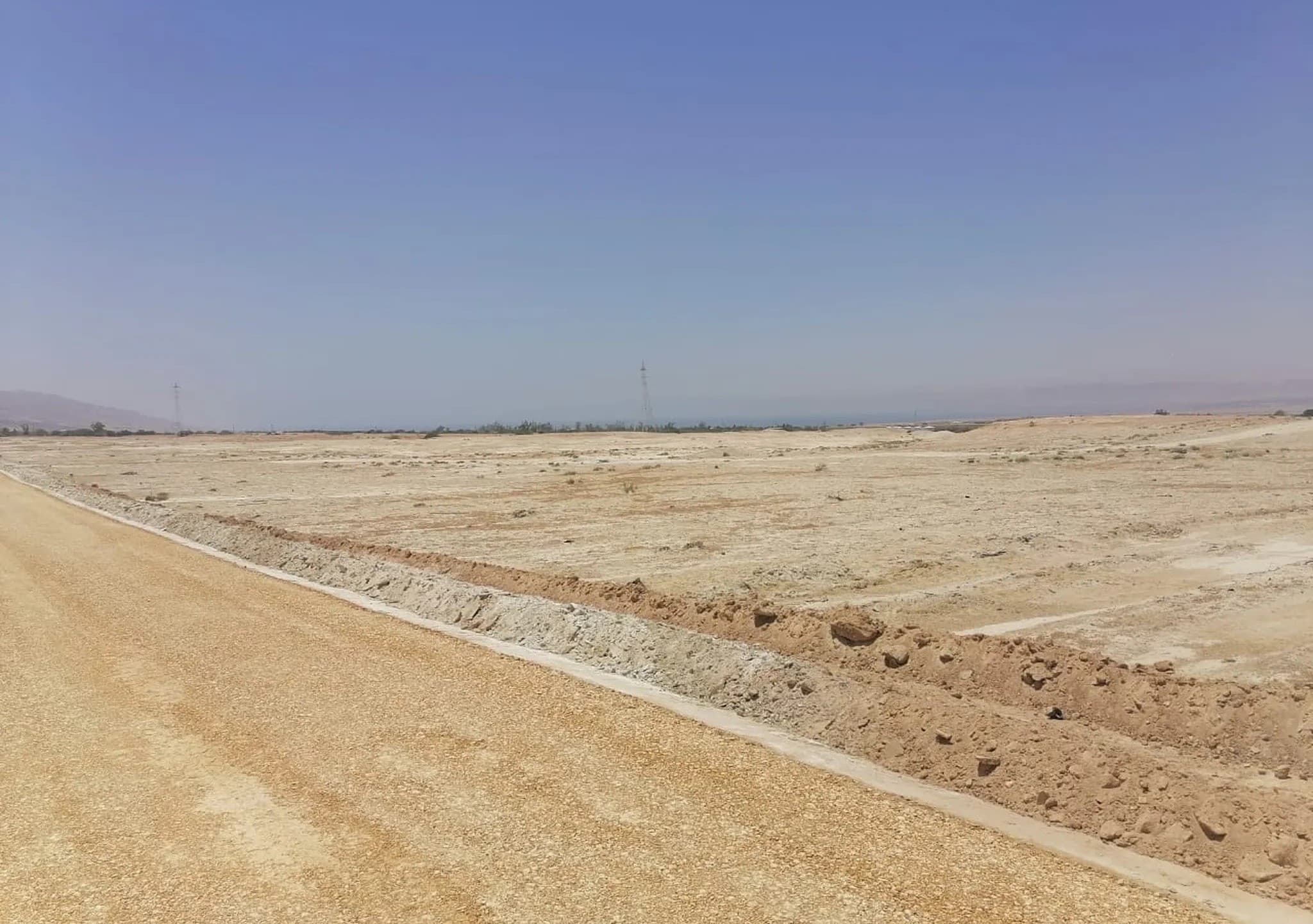 ارض تصلح لبناء قصر بالريان 2