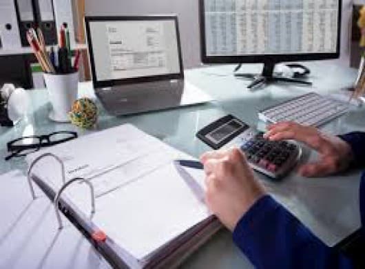 مطلوب موظف استقبال وخدمة عملاء للعمل في الخارج 0