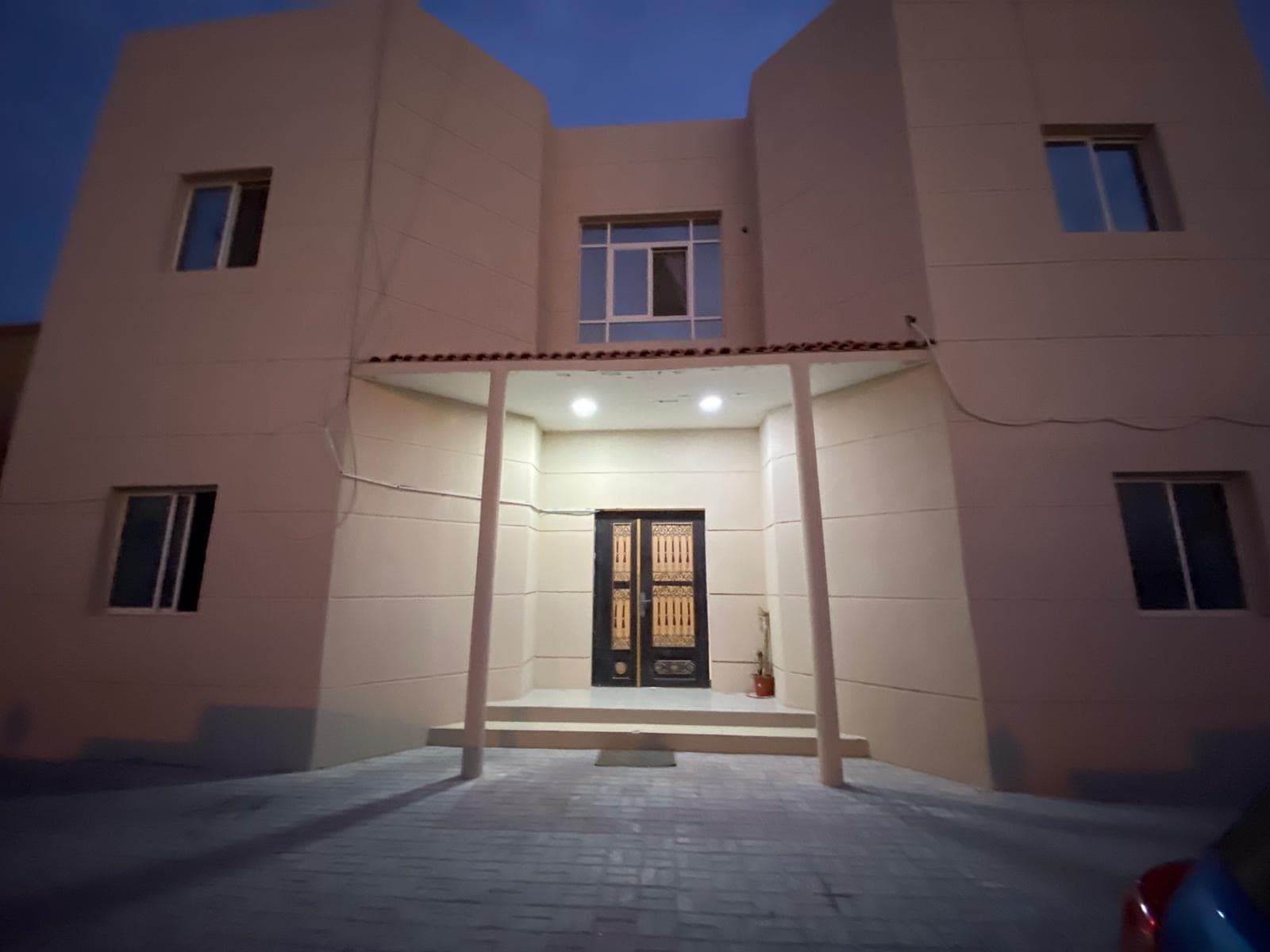 للايجار استديو مفروش غرفه و مطبخ 2