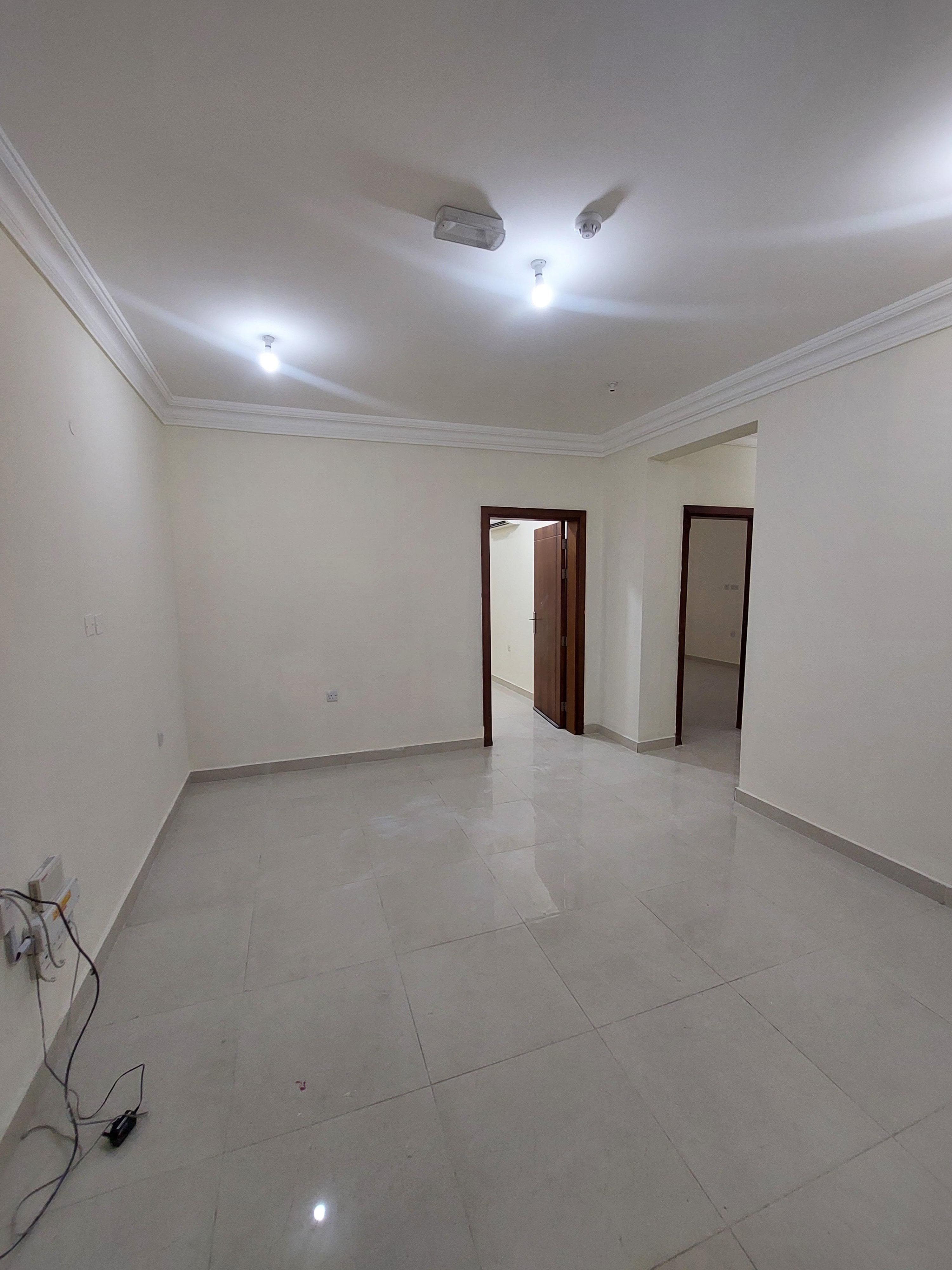 For rent an apartment in Al Farousiyah Street with regular air conditioning for families 0
