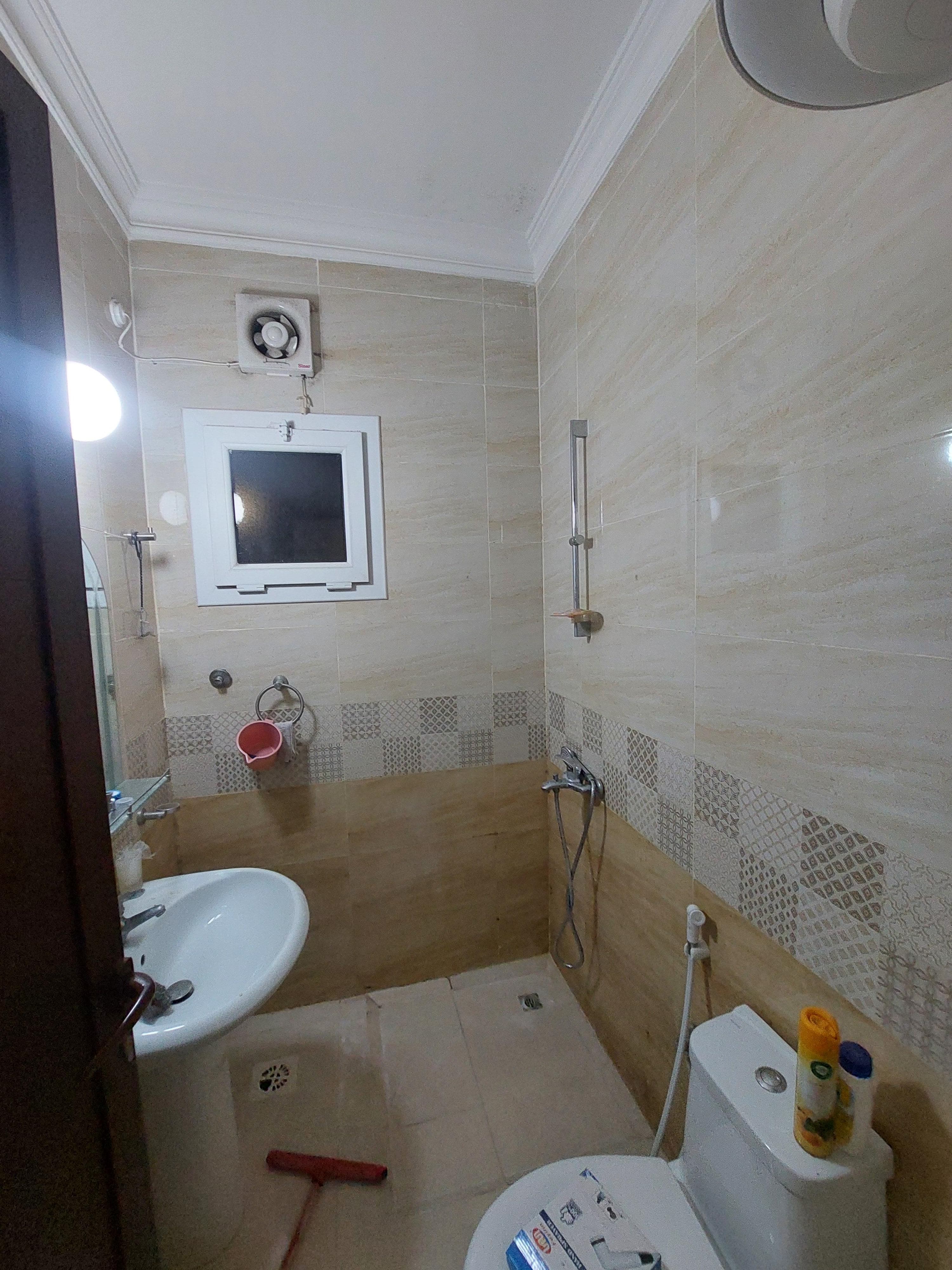 For rent an apartment in Al Farousiyah Street with regular air conditioning for families 2