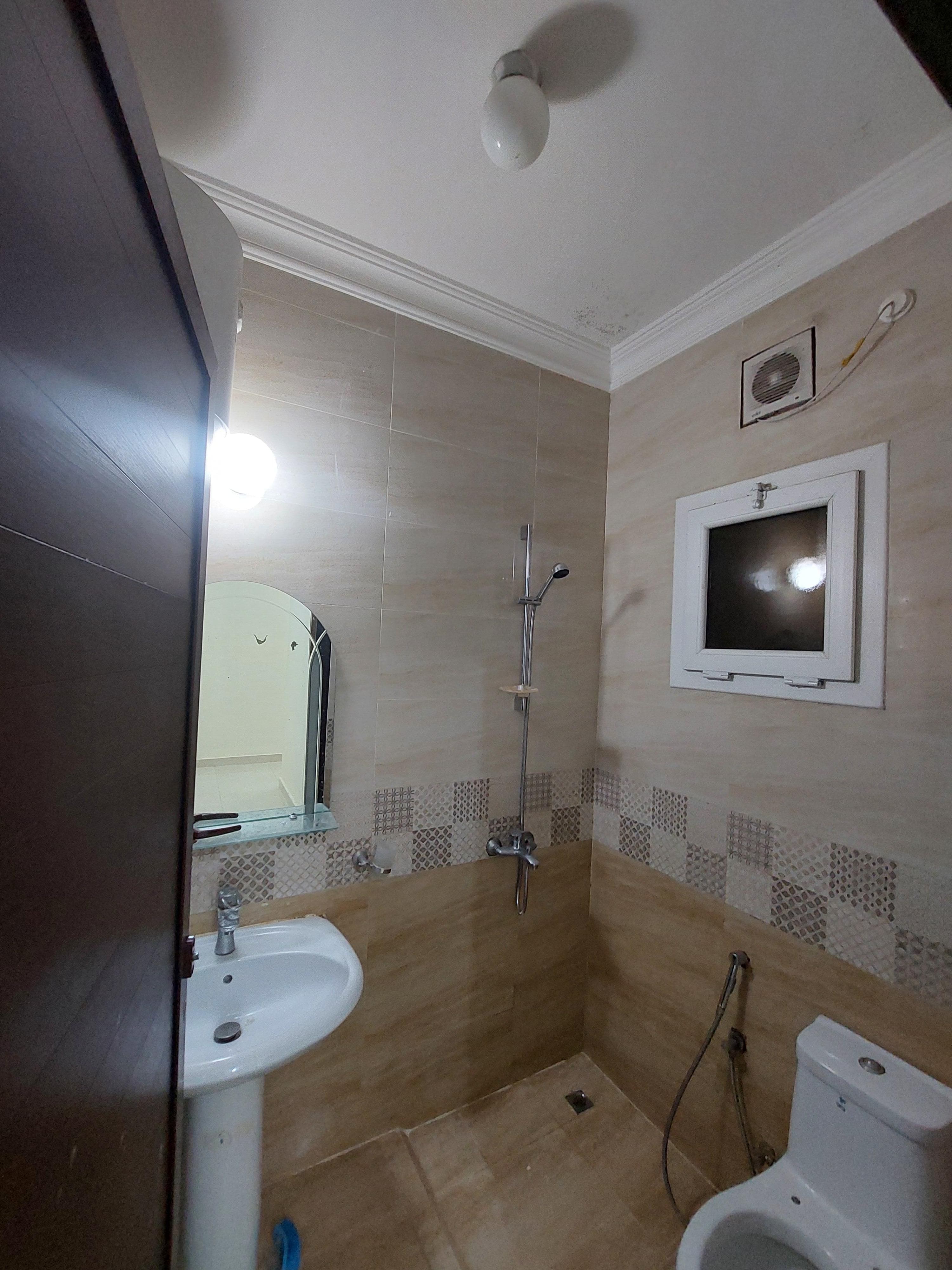 For rent an apartment in Al Farousiyah Street with regular air conditioning for families 6