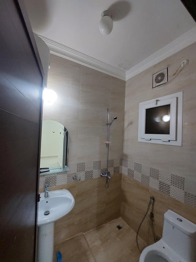 For rent an apartment in Al Farousiyah Street with regular air conditioning for families