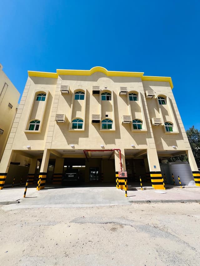 غرفة استوديو واسعة للايجار في فريج كليب