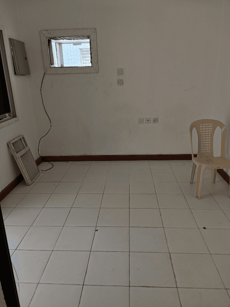 استوديو للايجار بالغرافة 0