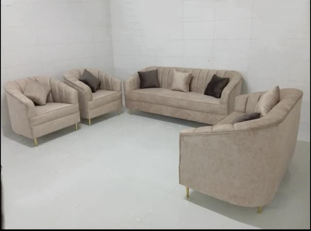 A carpenter made a new sofa
