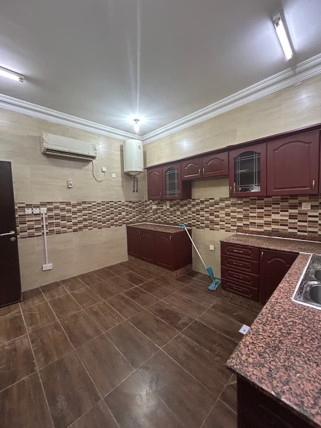 VILLA FOR RENT IN ALMASHAF