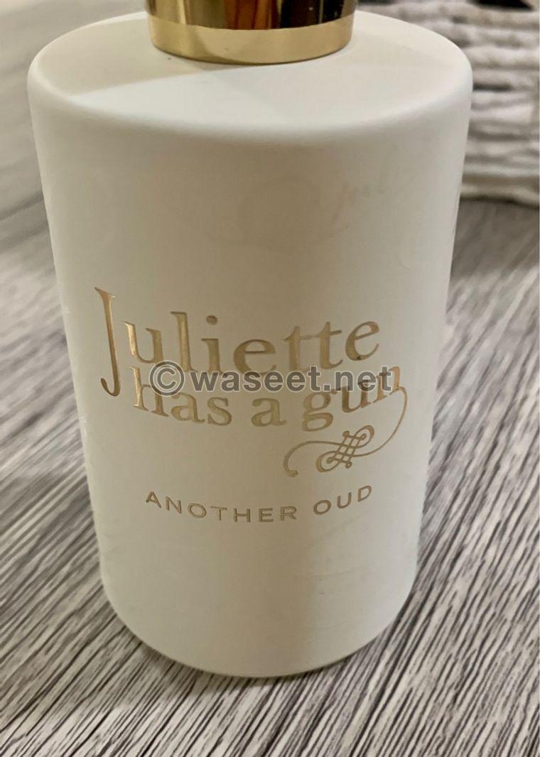 Juliette Has a Gentle perfume 1