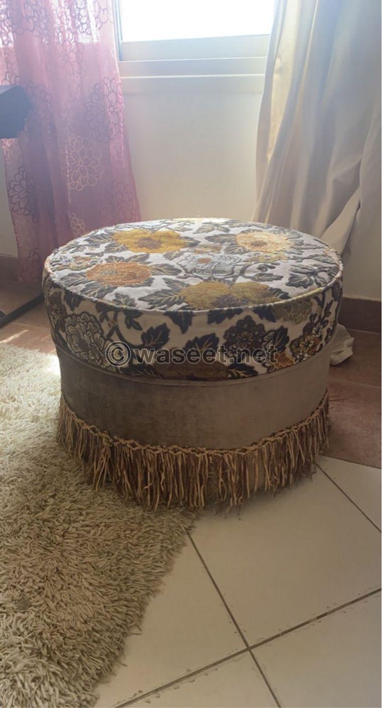 Round seat for sale 0