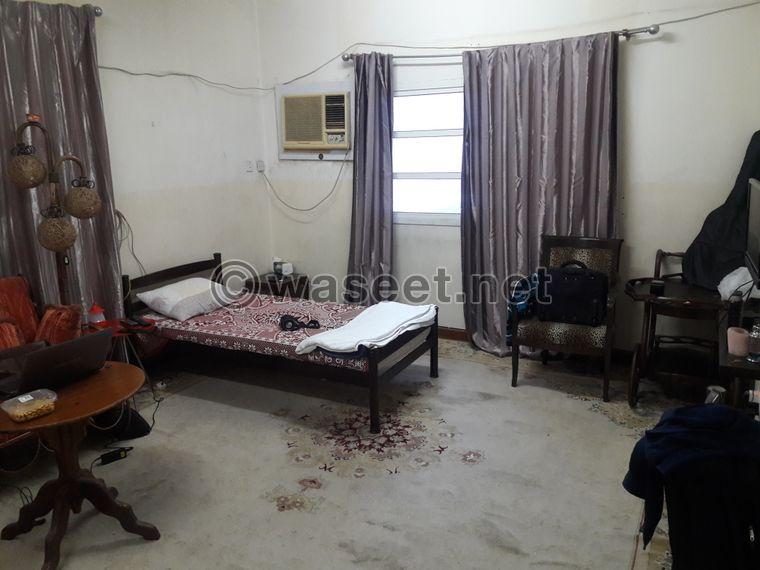 large and furnished master room for rent 3