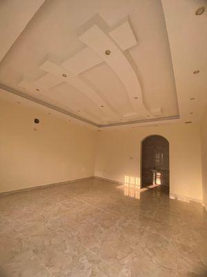 For sale, 500 sqm villa in Umm Salal Ali