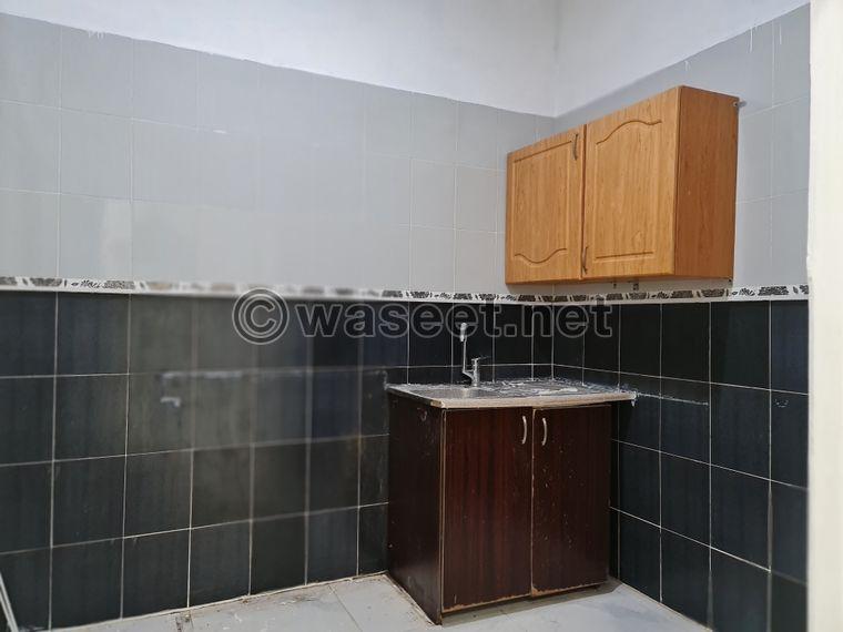 Apartment for rent in Al Dafna, clean finishing  4