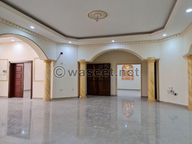 Villa 1300 sqm in Al Duhail for rent 1