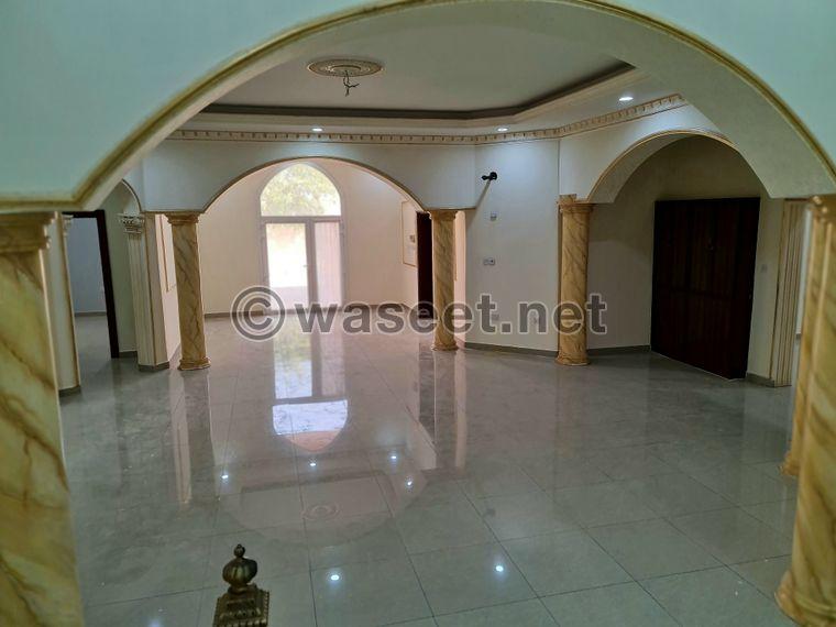 Villa 1300 sqm in Al Duhail for rent 3