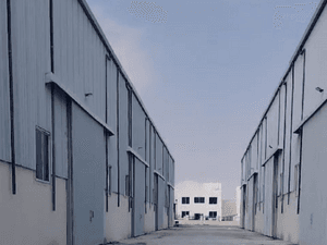 10000 sqm warehouse for rent in Birkat Al Awamir 