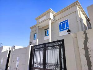 Al Duhail new villas for rent 
