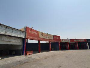 For rent a shop for car activity in Salwa Road
