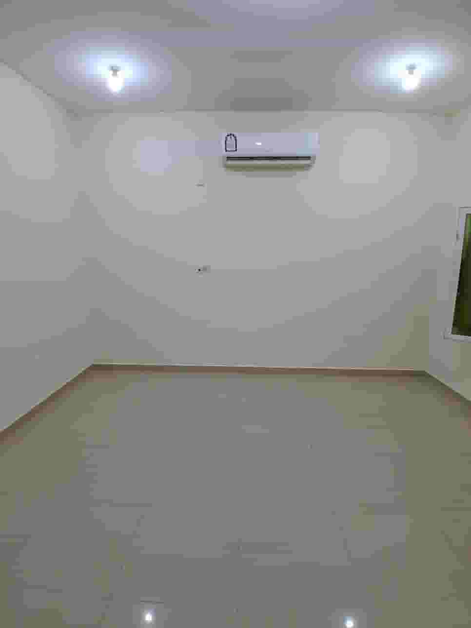 شقه للايجار في الريان شارع الوجبه شقه للايجار في الريان شارع الوجبه