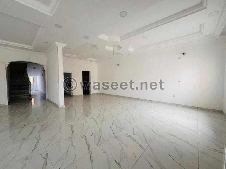 For sale, a villa of 612 square meters in Umm Al-Amad 1
