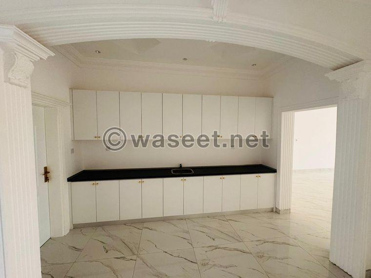 For sale, a villa of 612 square meters in Umm Al-Amad 6