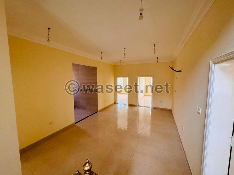 For sale a villa in Umm Qarn with an area of 490 m 8